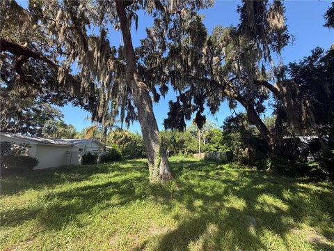 Photo of 1308 Live Oak Street, New Smyrna Beach, FL 32168 (MLS # NS1086397)