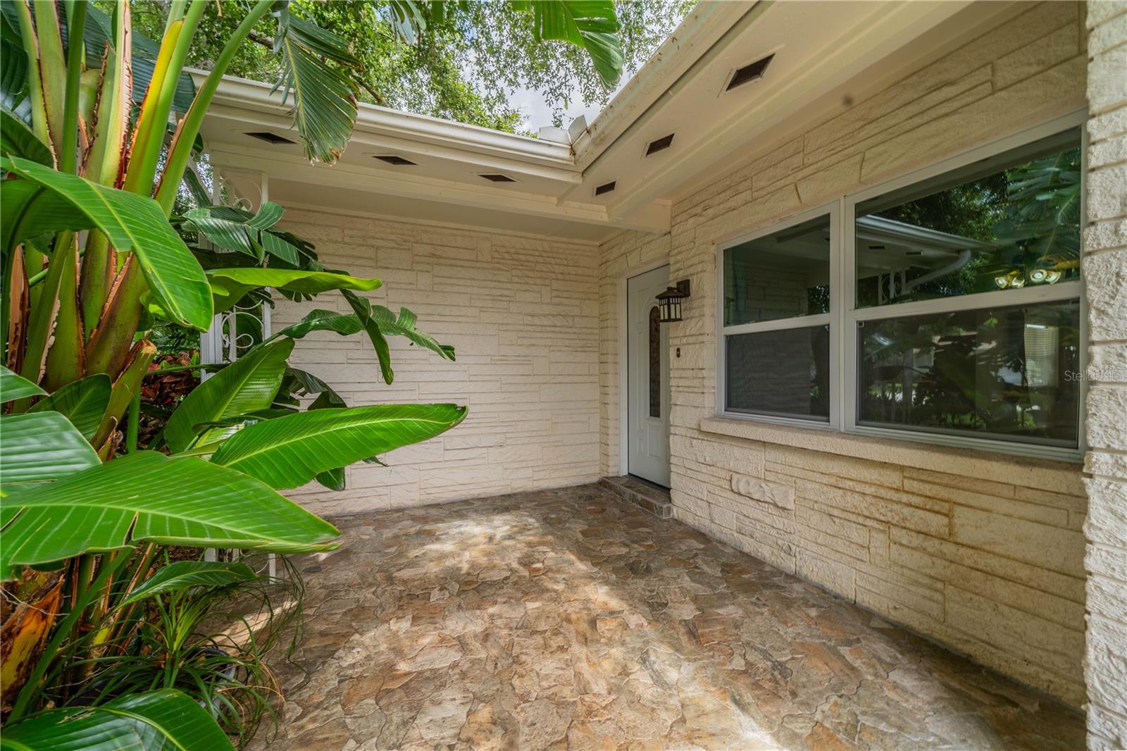 117 CONNIE AVENUE