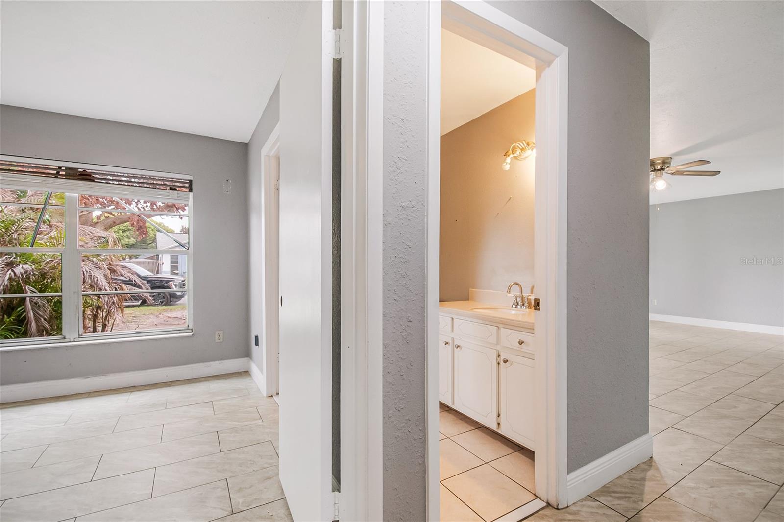 BVL UNIT 8 1ST ADD - Residential