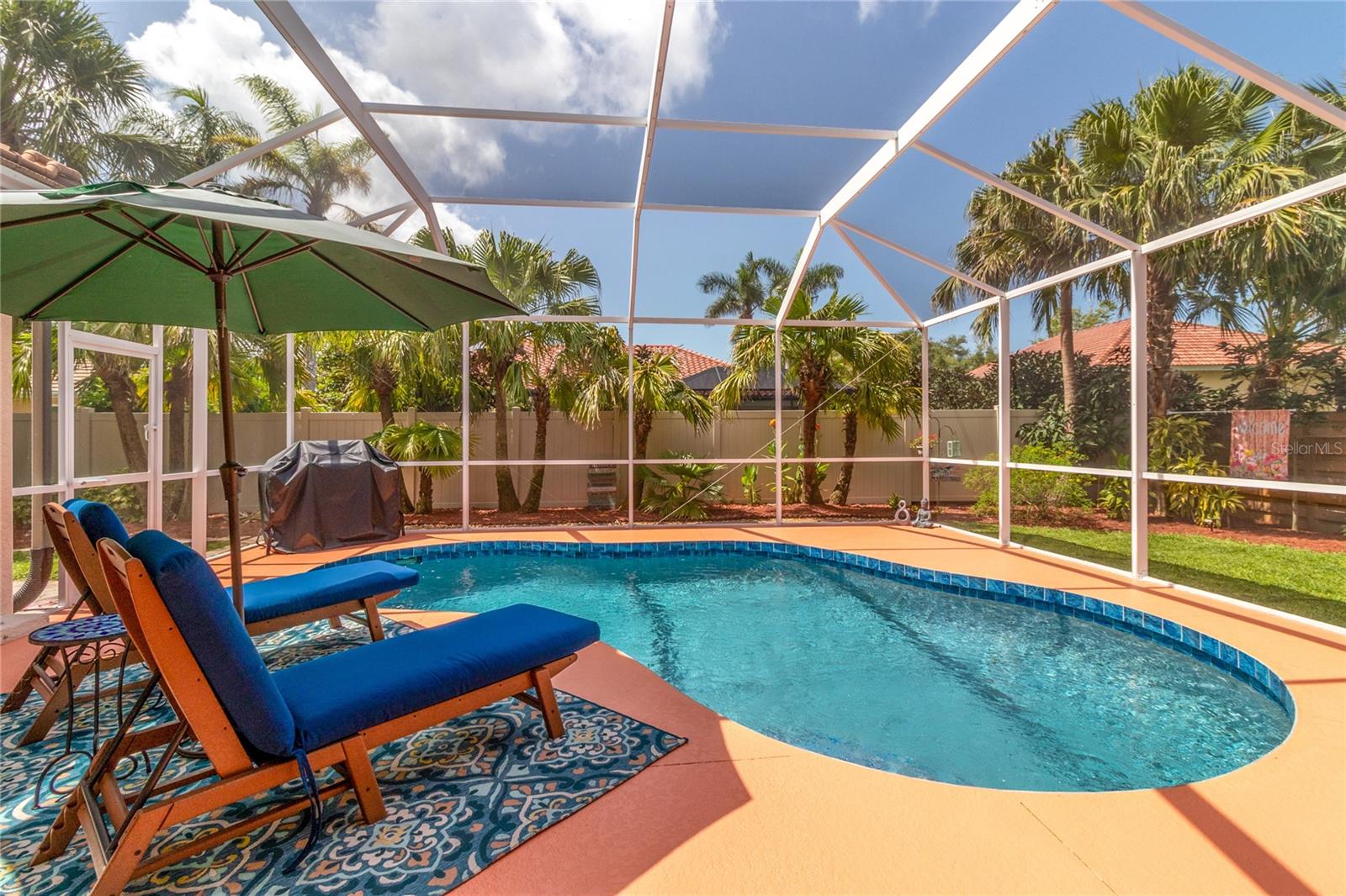 PARK TRACE ESTATES - Residential