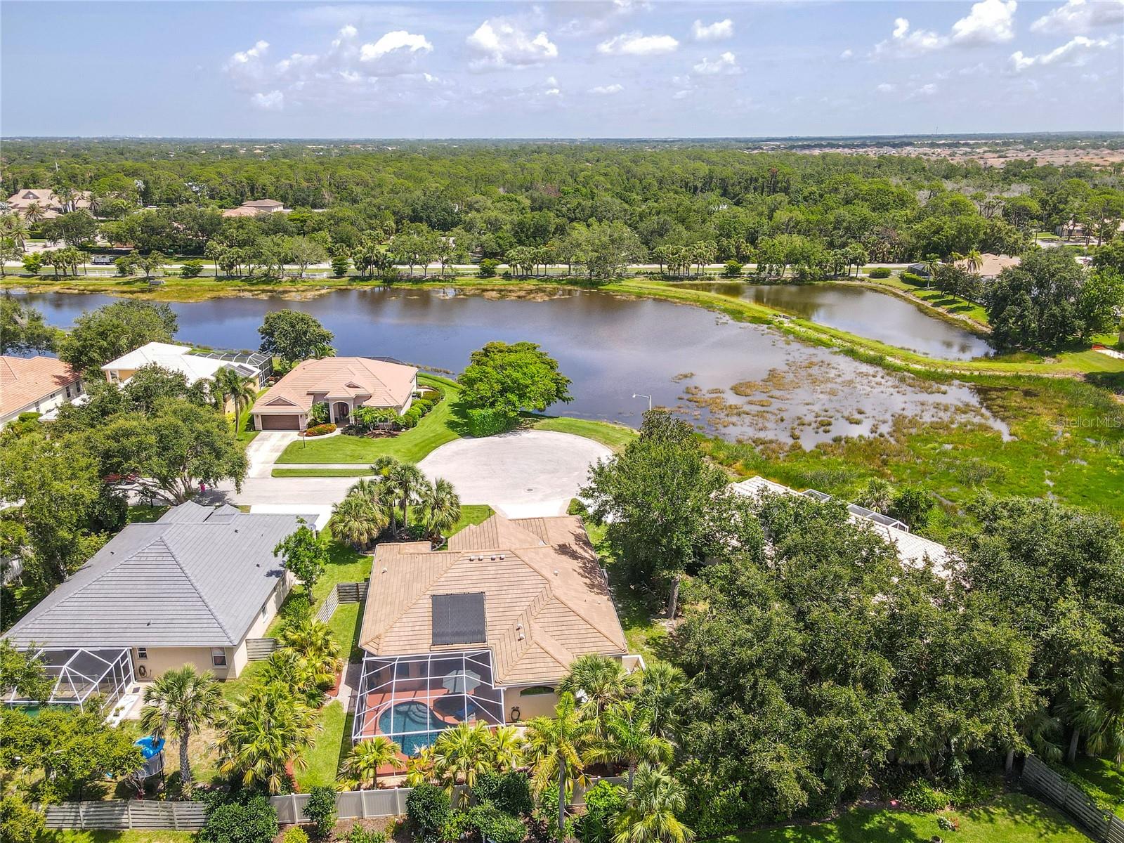 PARK TRACE ESTATES - Residential