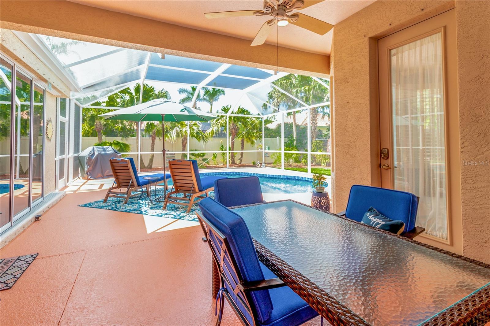 PARK TRACE ESTATES - Residential