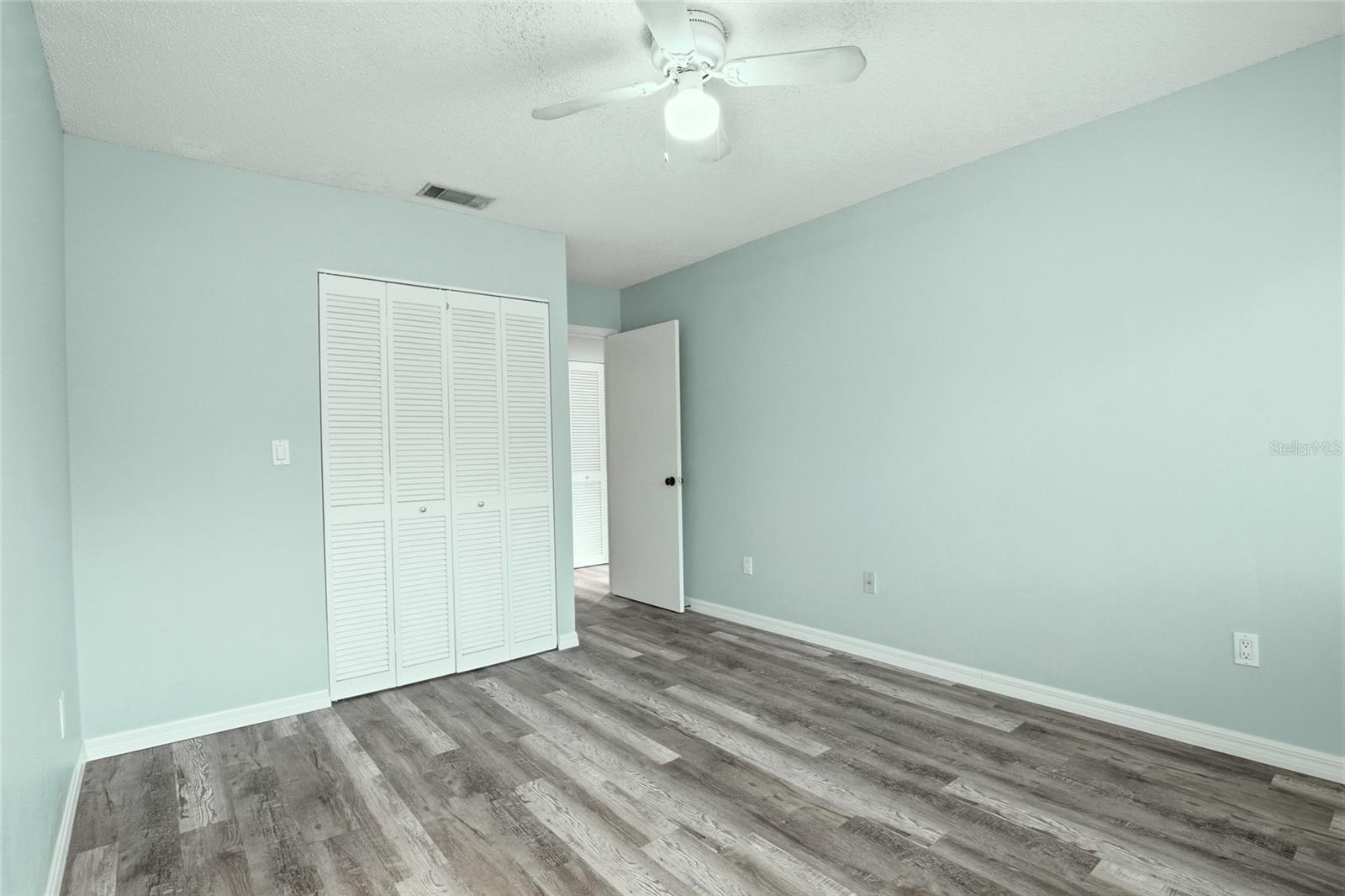 ULTRA VISTA CONDO - Residential