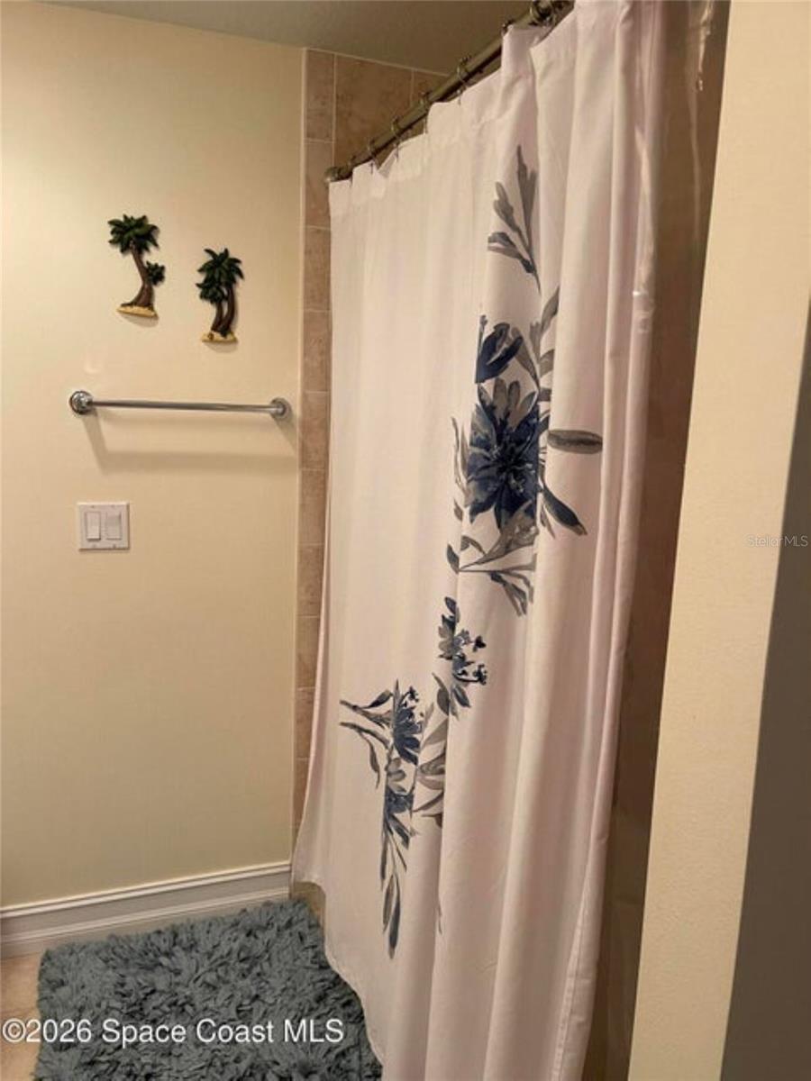 HARBOR POINTE BLDG C - Residential