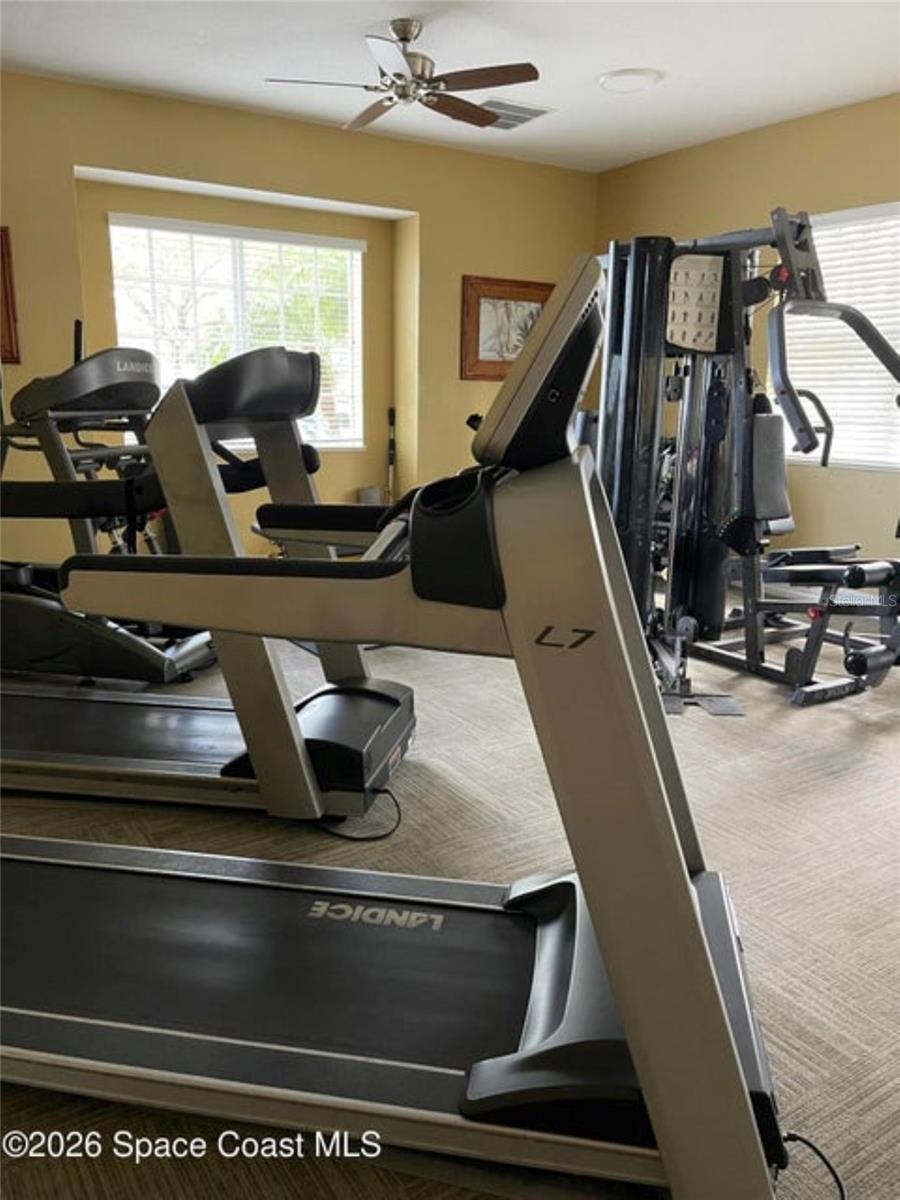 HARBOR POINTE BLDG C - Residential