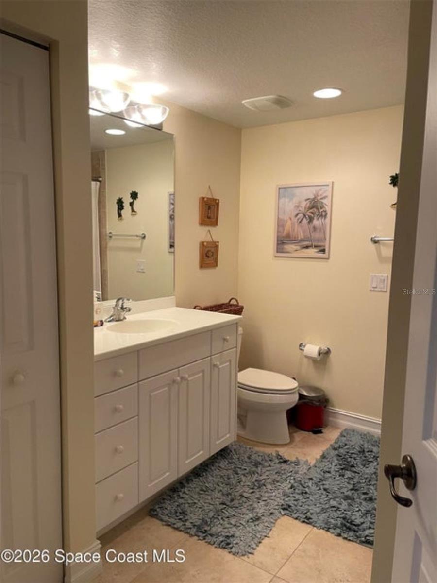 HARBOR POINTE BLDG C - Residential