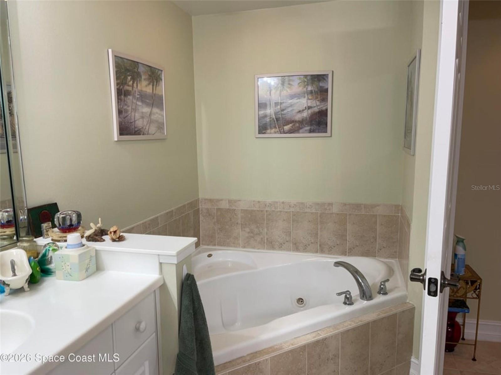 HARBOR POINTE BLDG C - Residential