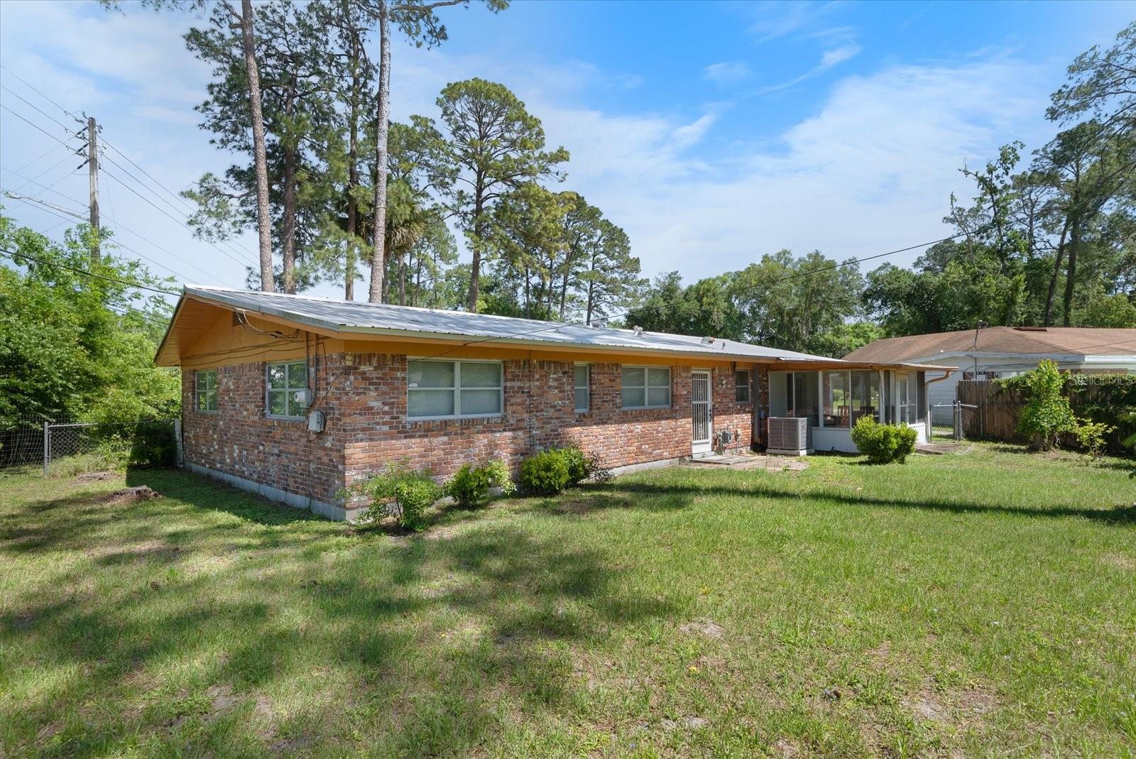 CAROL ESTATES EAST - Residential