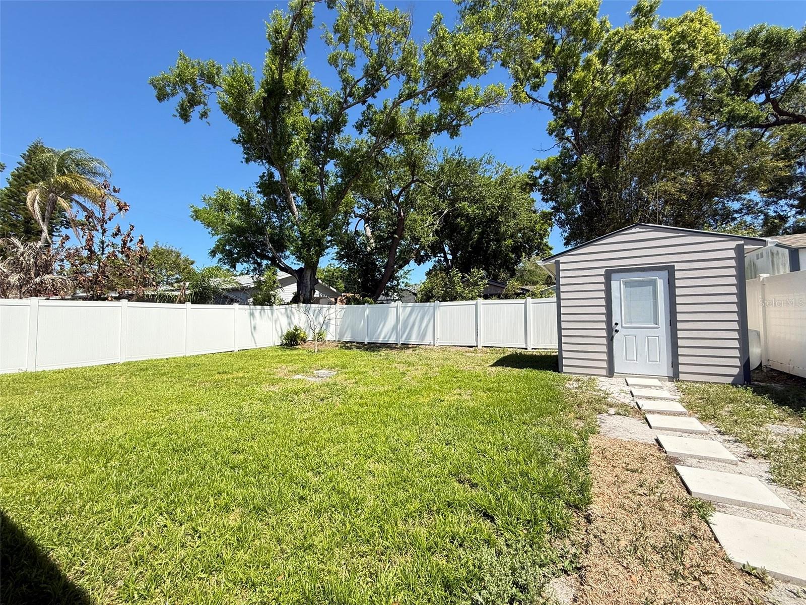 SINEWOOD - Residential Lease