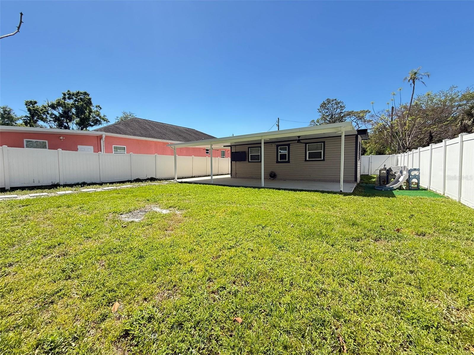 SINEWOOD - Residential Lease