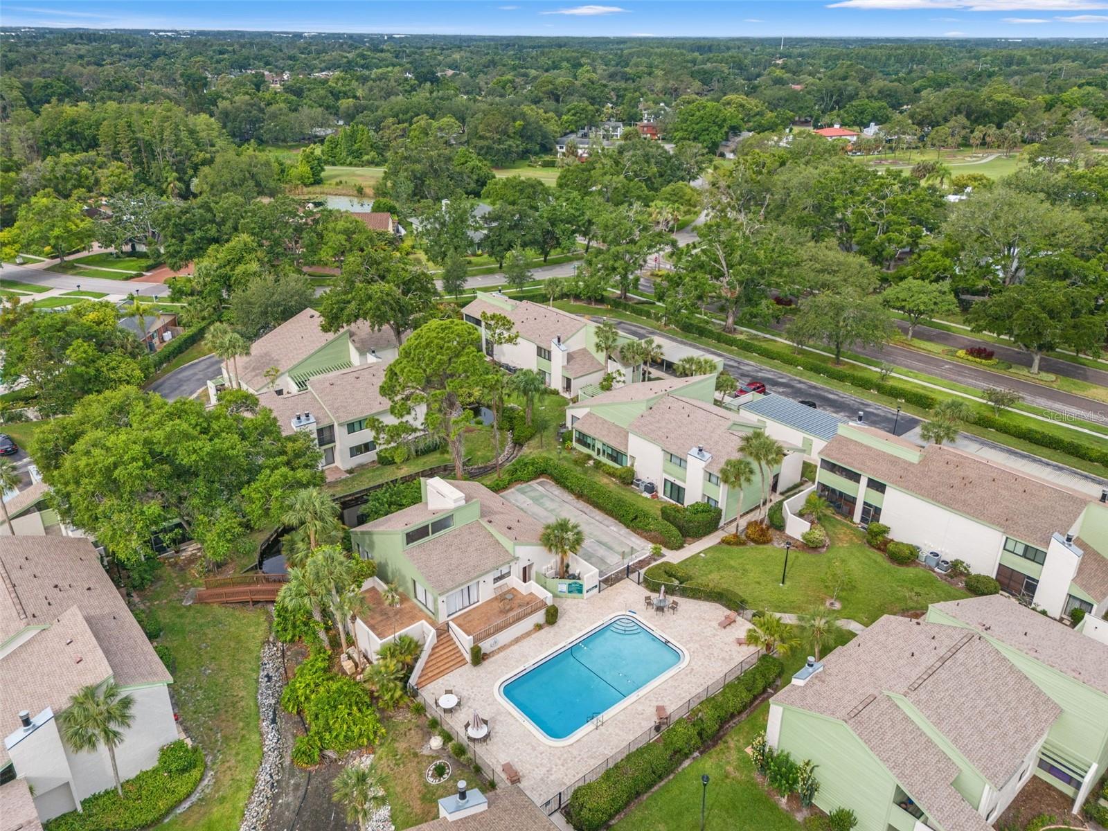 CARROLLWOOD VILLAGE PINE LAKE - Residential