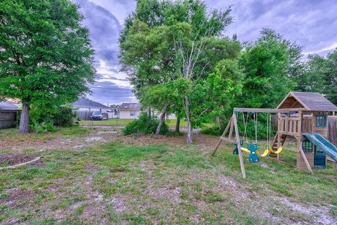 A home in DELTONA