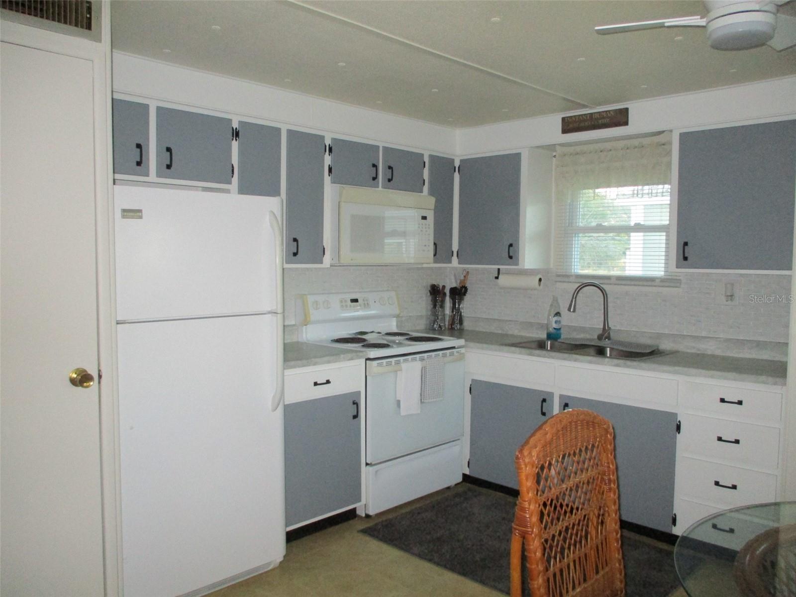 SHADY OAKS MOBILE MODULAR ESTATES - Residential