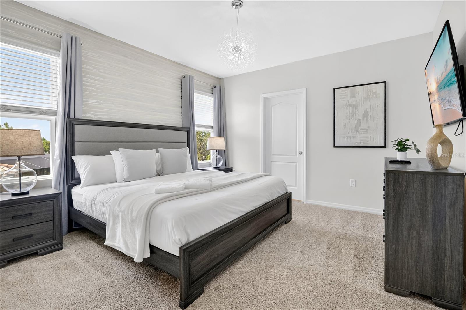 SOLTERRA PH 2D - Residential Lease