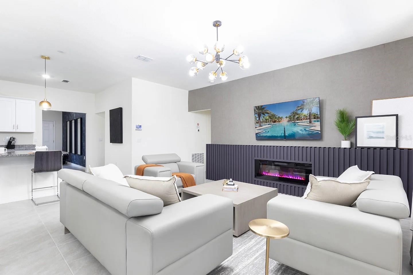 SOLTERRA PH 2D - Residential Lease