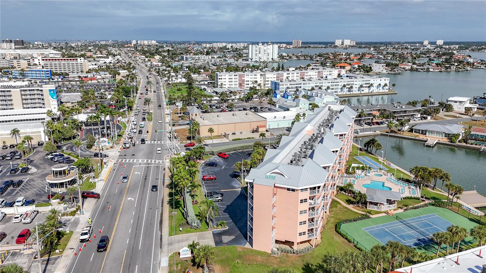 SUNRISE RESORT ON ST PETE BEACH CONDO - Residential