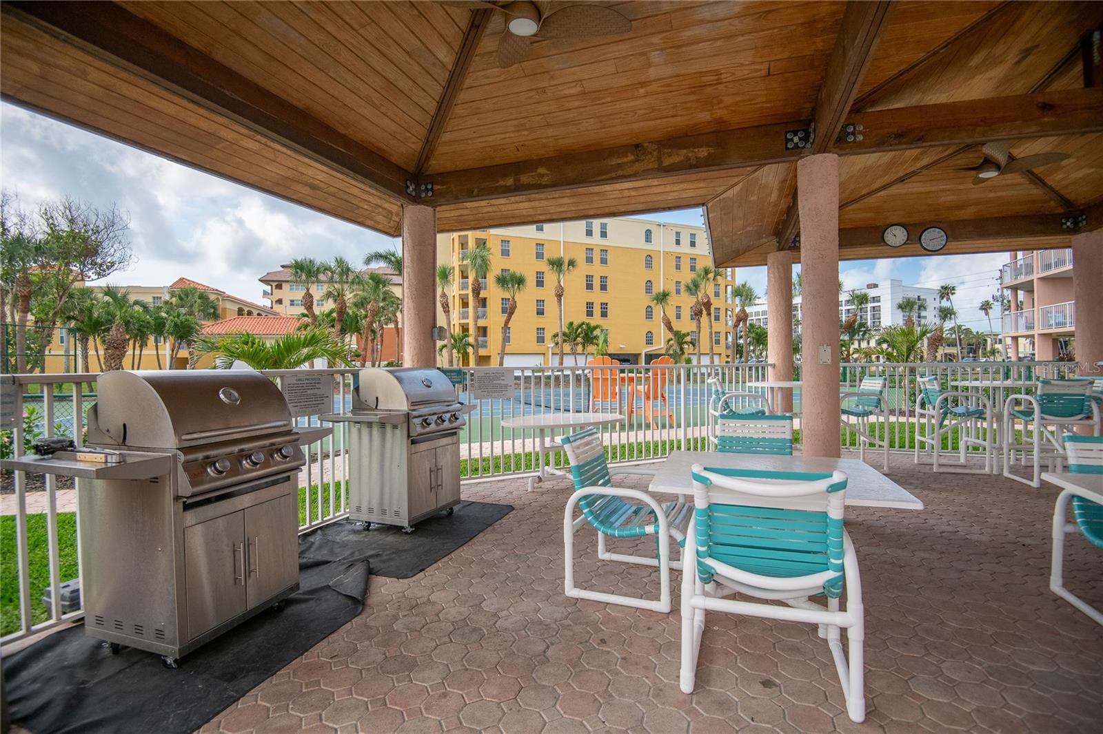 SUNRISE RESORT ON ST PETE BEACH CONDO - Residential