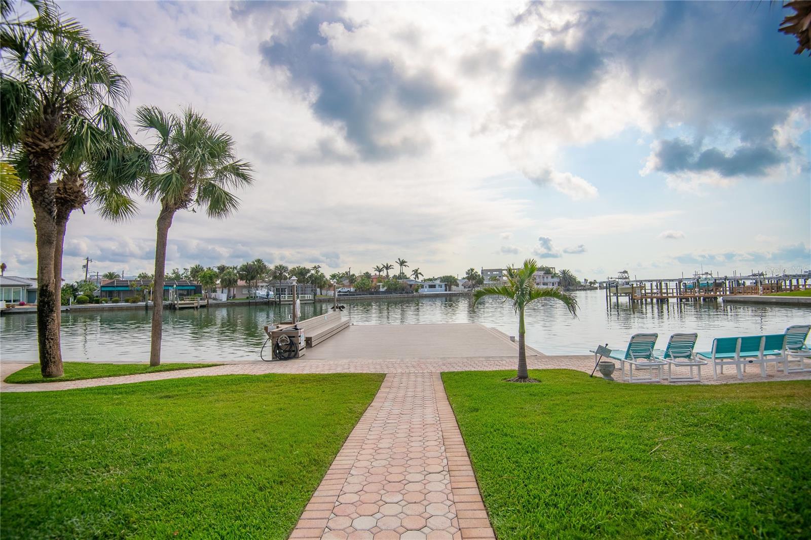 SUNRISE RESORT ON ST PETE BEACH CONDO - Residential