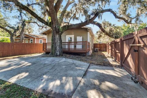 A home in TAMPA