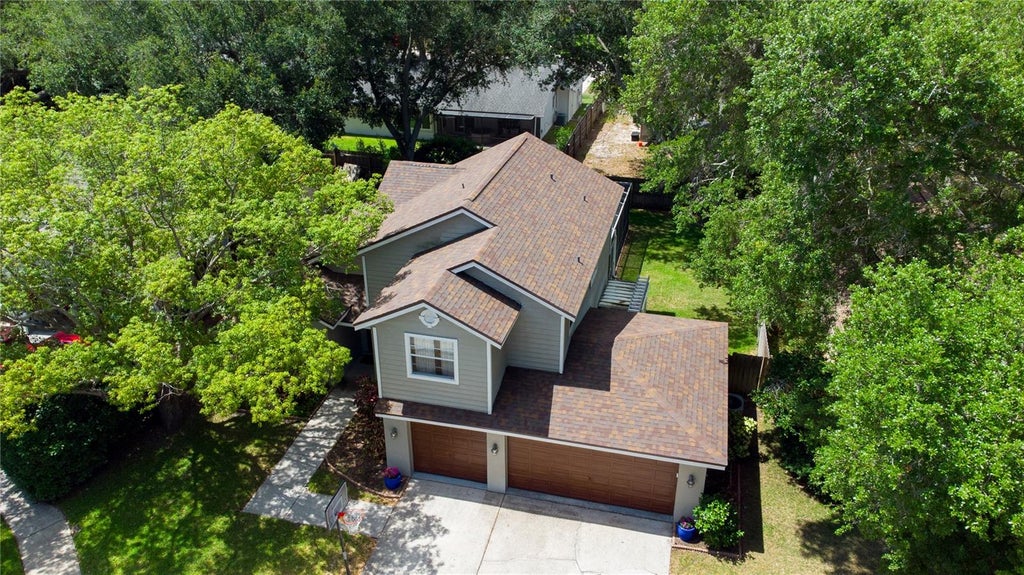 Photo of 1564 Colony Court, Palm Harbor, FL 34683 (MLS # TB8520820)