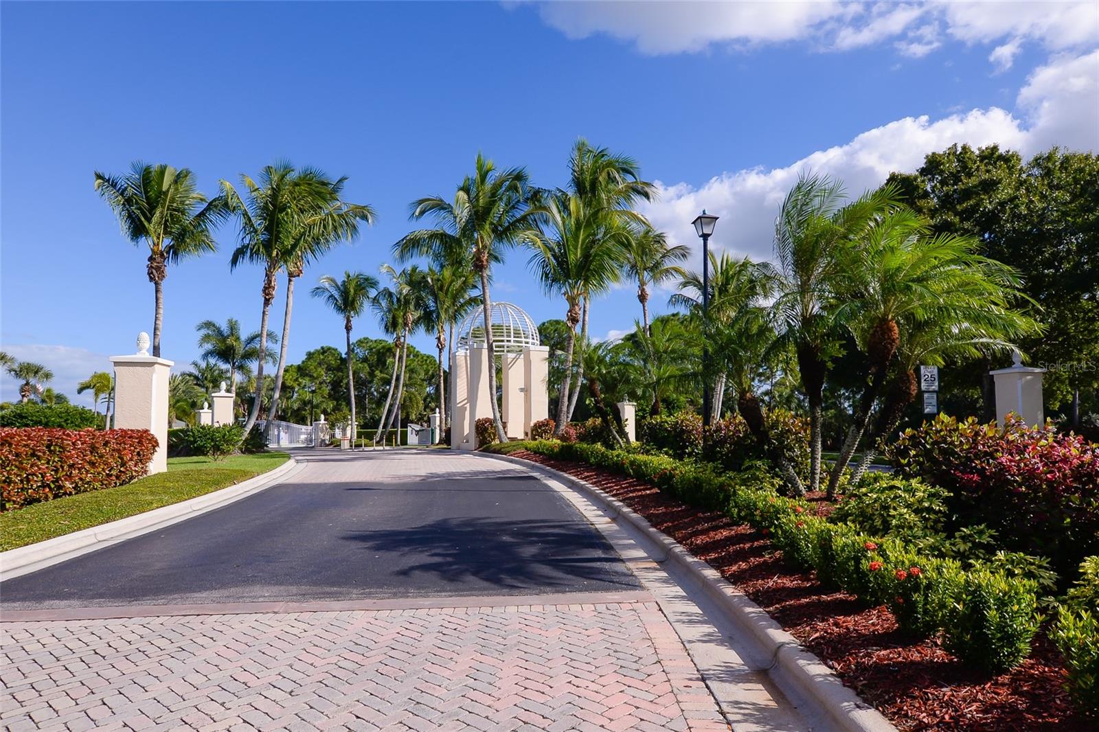 ST LUCIE WEST 117 LAKEFOREST AT ST LUCIE WEST PH 1 - Residential