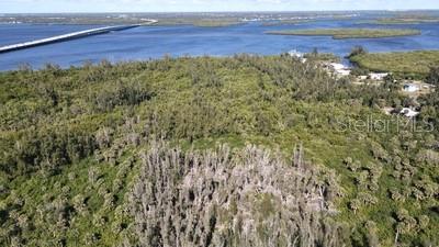 WYCHEWOOD SHORES - Land