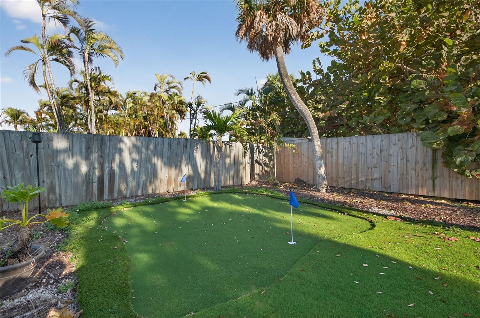 ST PETERSBURG BEACH NORTH UNIT 2 - Residential