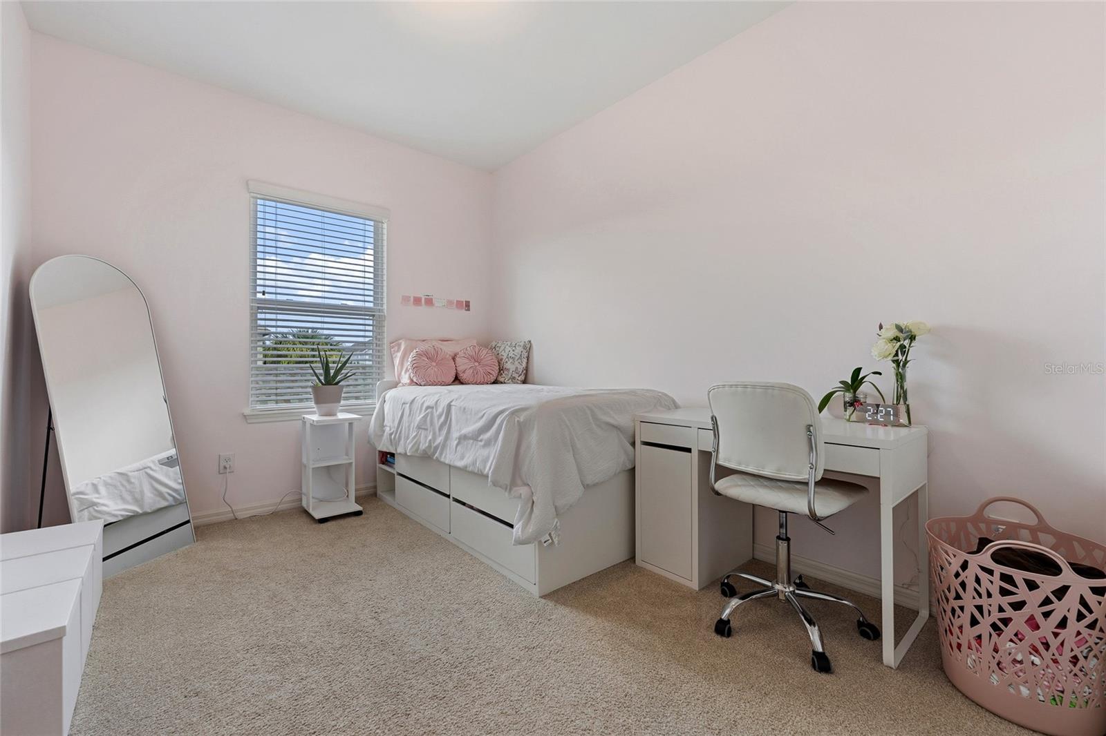 ASHLIN PARK - Residential