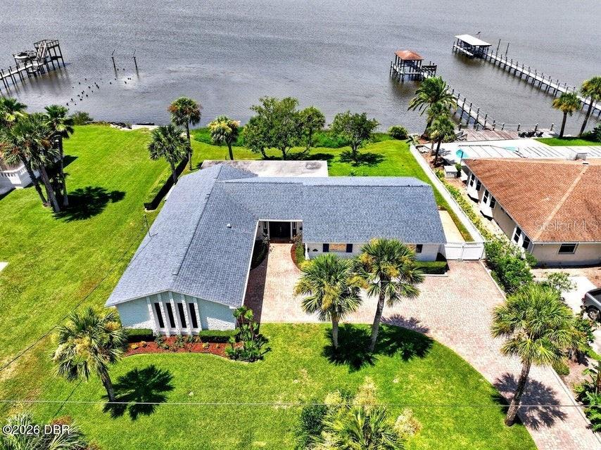 448 RIVERSIDE DRIVE