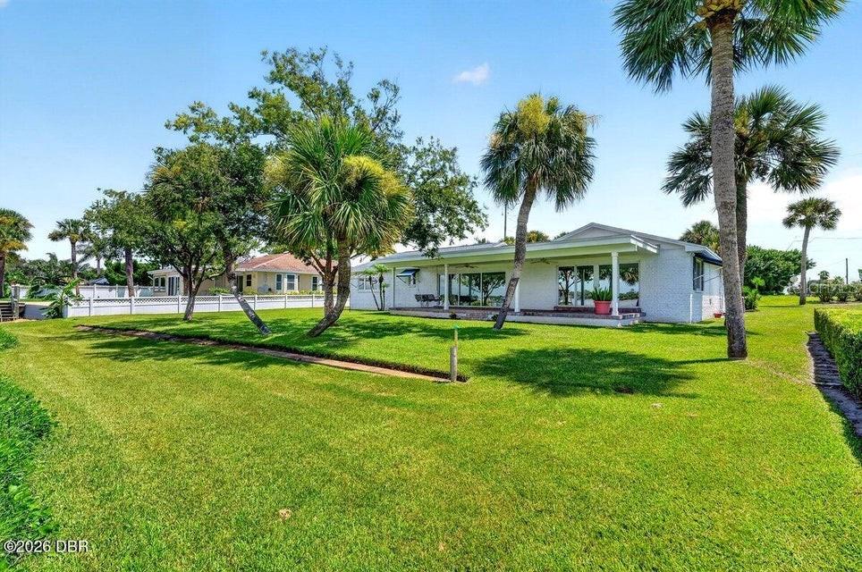 448 RIVERSIDE DRIVE