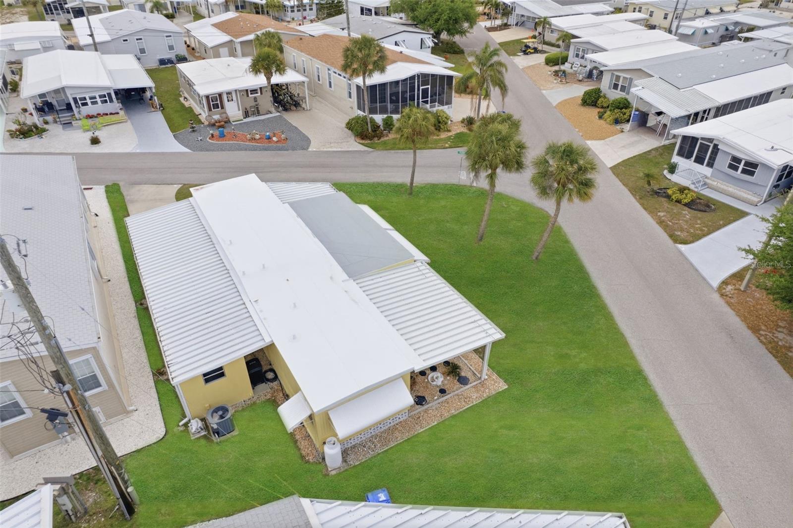 COUNTRY CLUB ESTATES - Residential