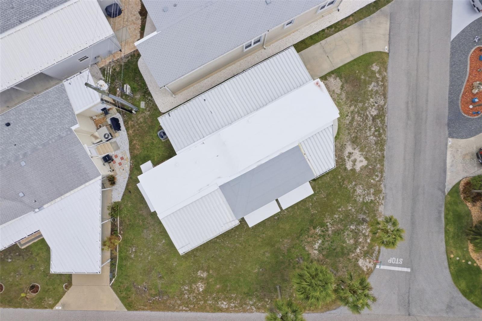 COUNTRY CLUB ESTATES - Residential