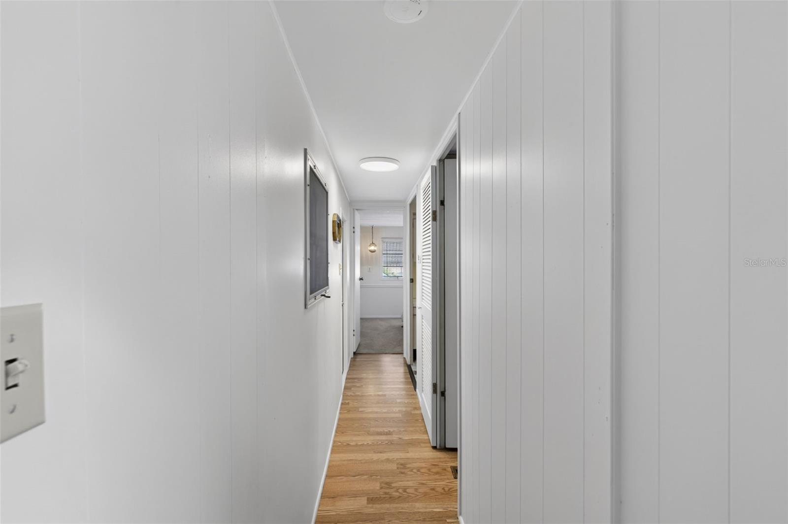 COUNTRY CLUB ESTATES - Residential