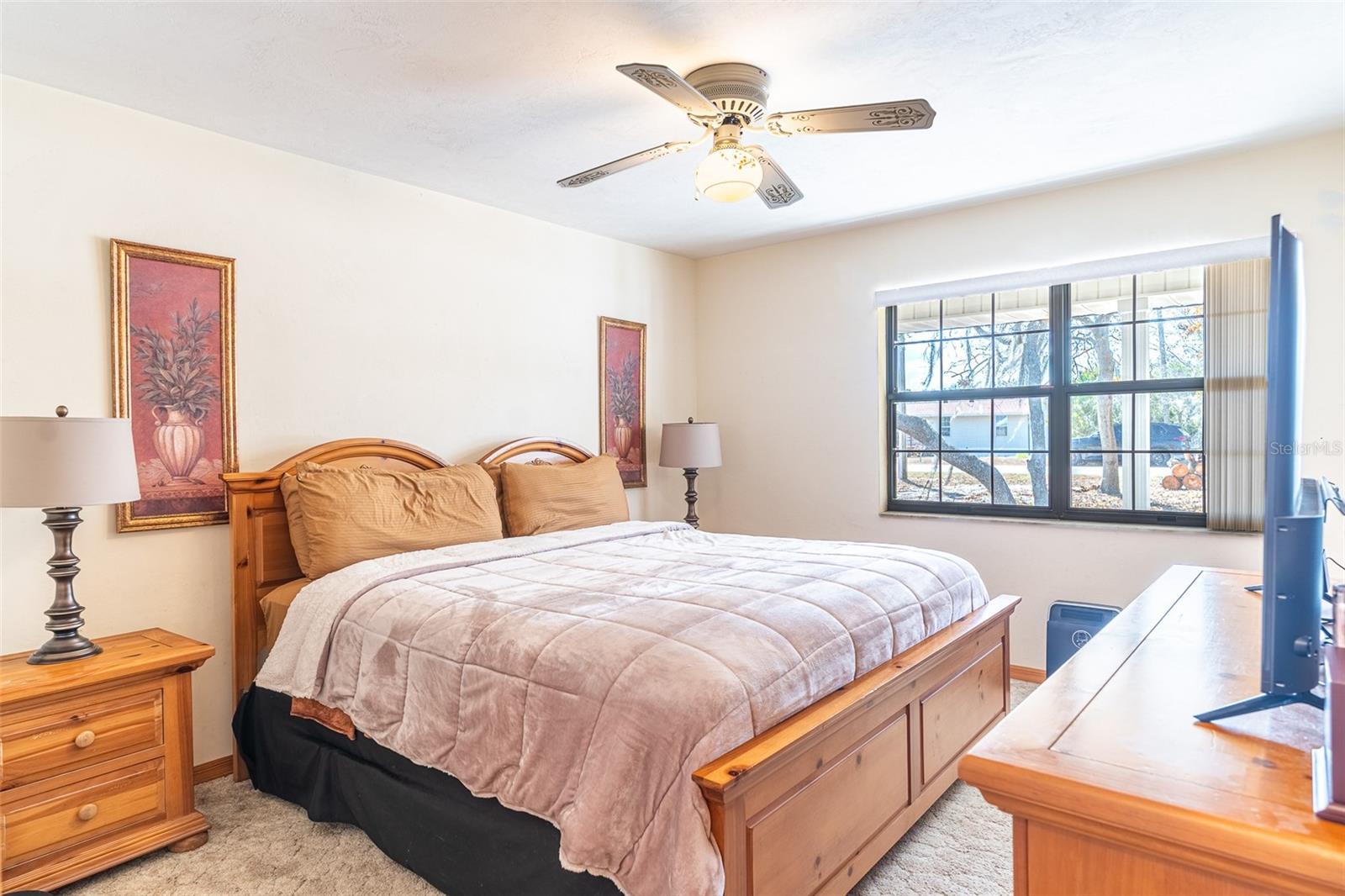 SUNSET LAKE ESTATES - Residential