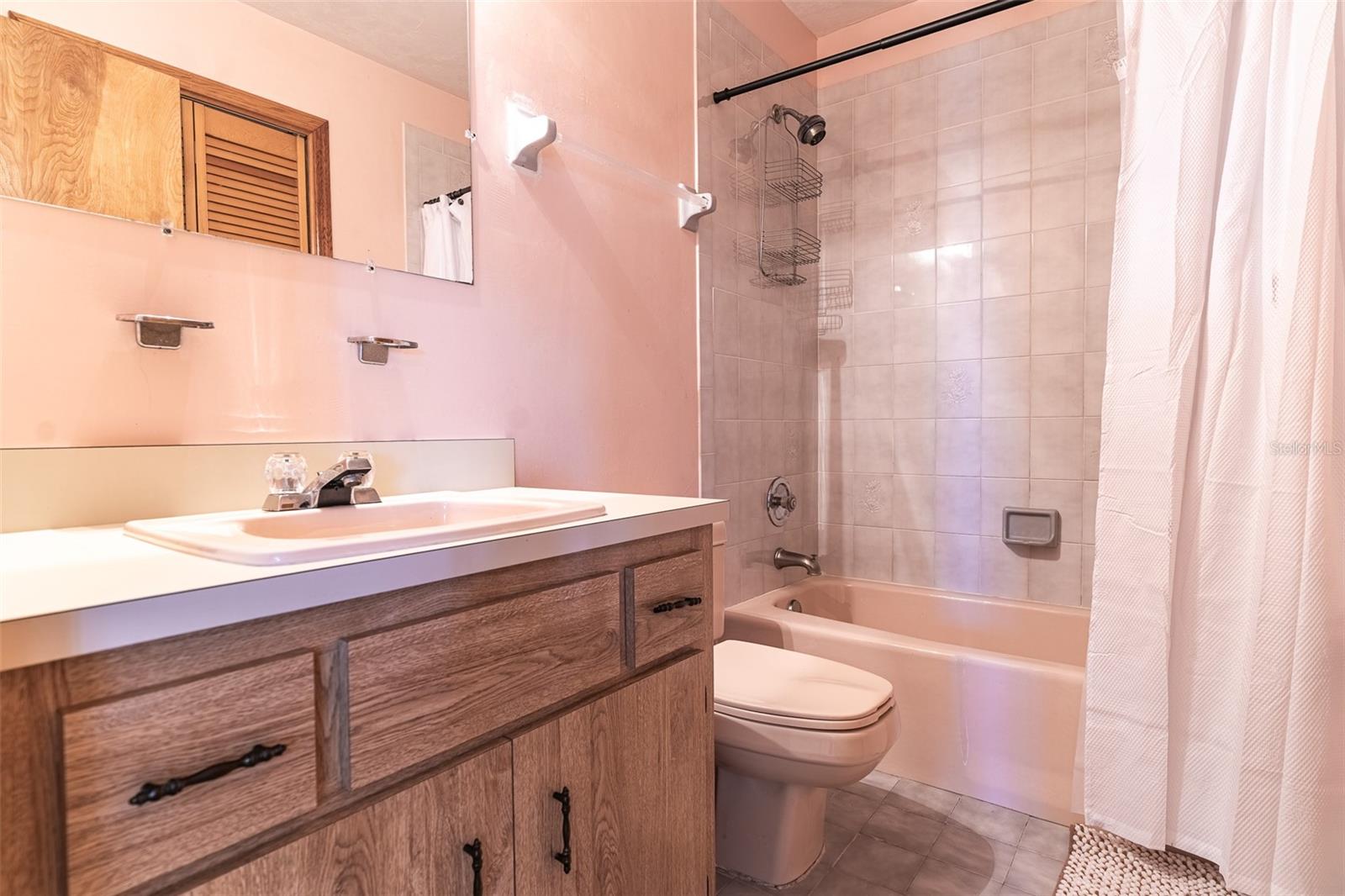 SUNSET LAKE ESTATES - Residential