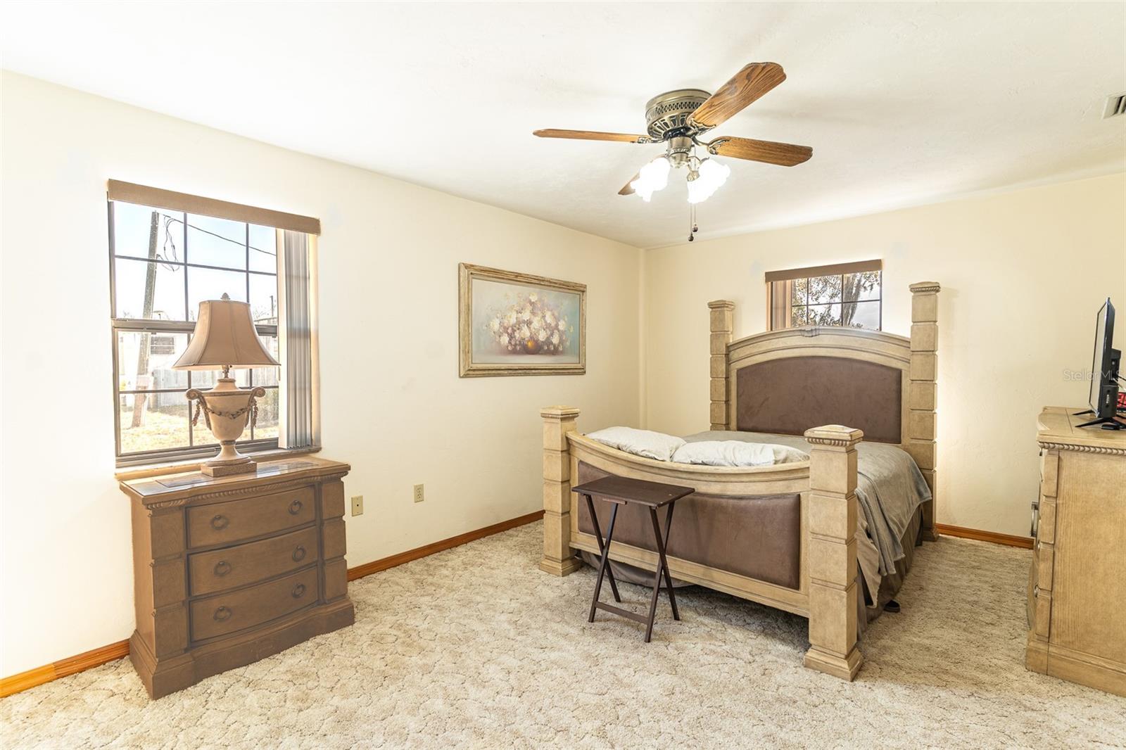 SUNSET LAKE ESTATES - Residential