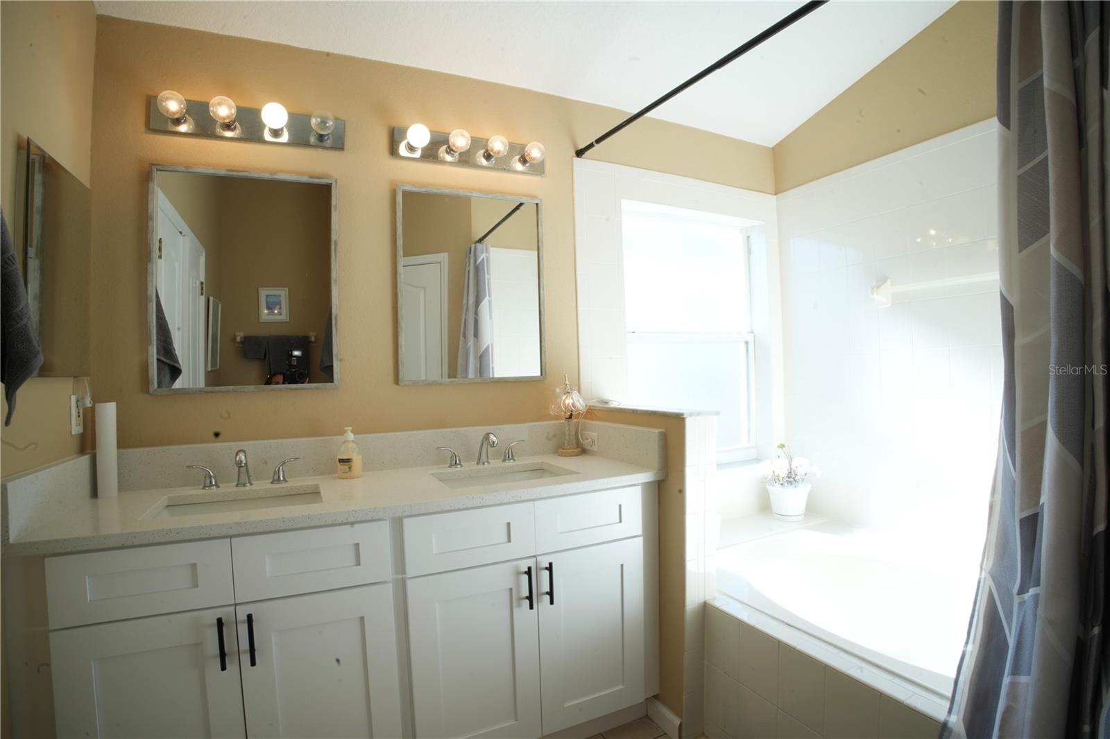 MISSION PARK PH III SUB - Residential