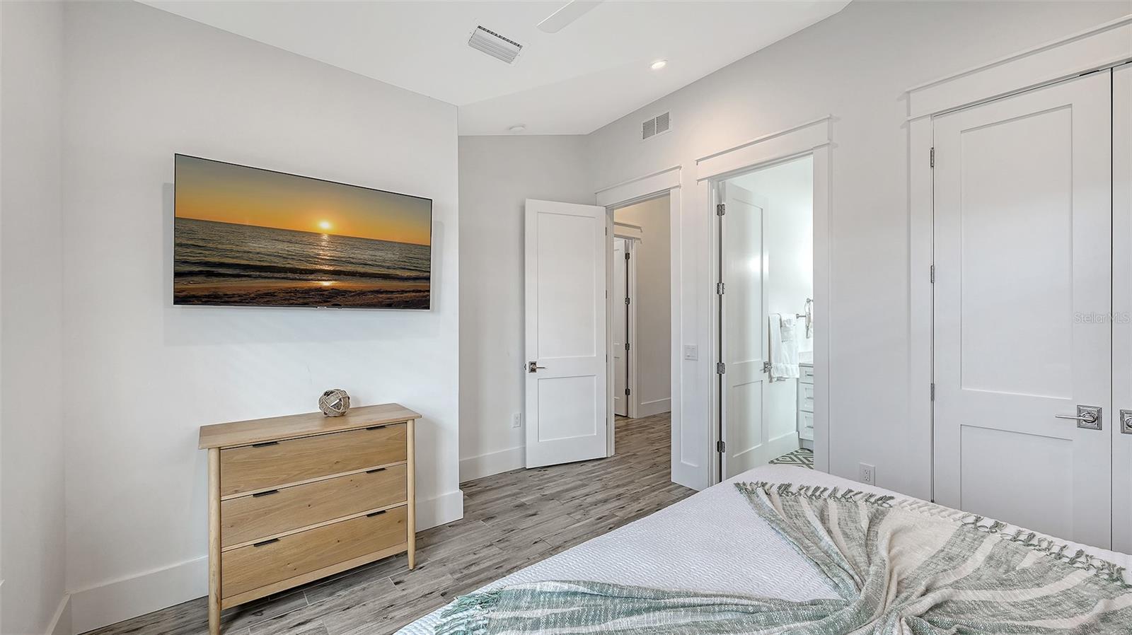 ILEXHURST - Residential