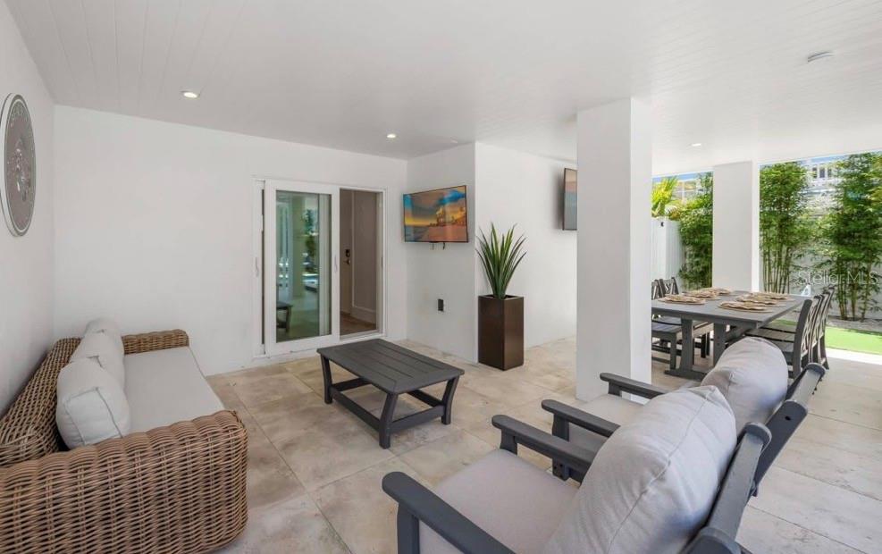 ILEXHURST - Residential