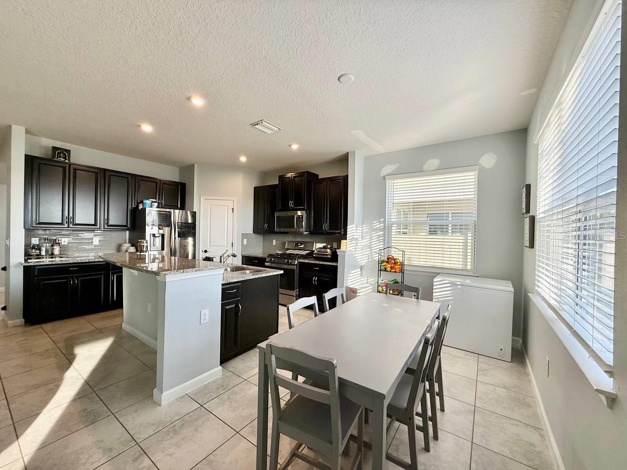 LUCAYA LAKE CLUB PH 4C - Residential