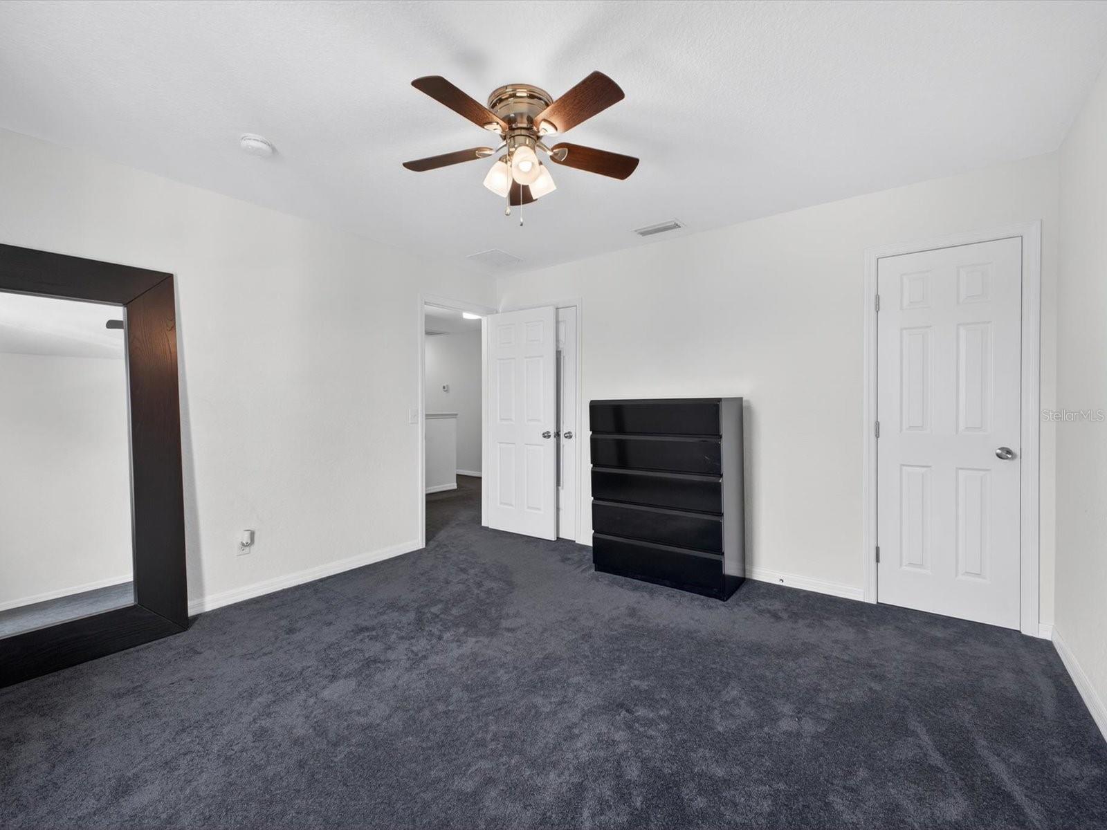 SAND HILL POINT - Residential