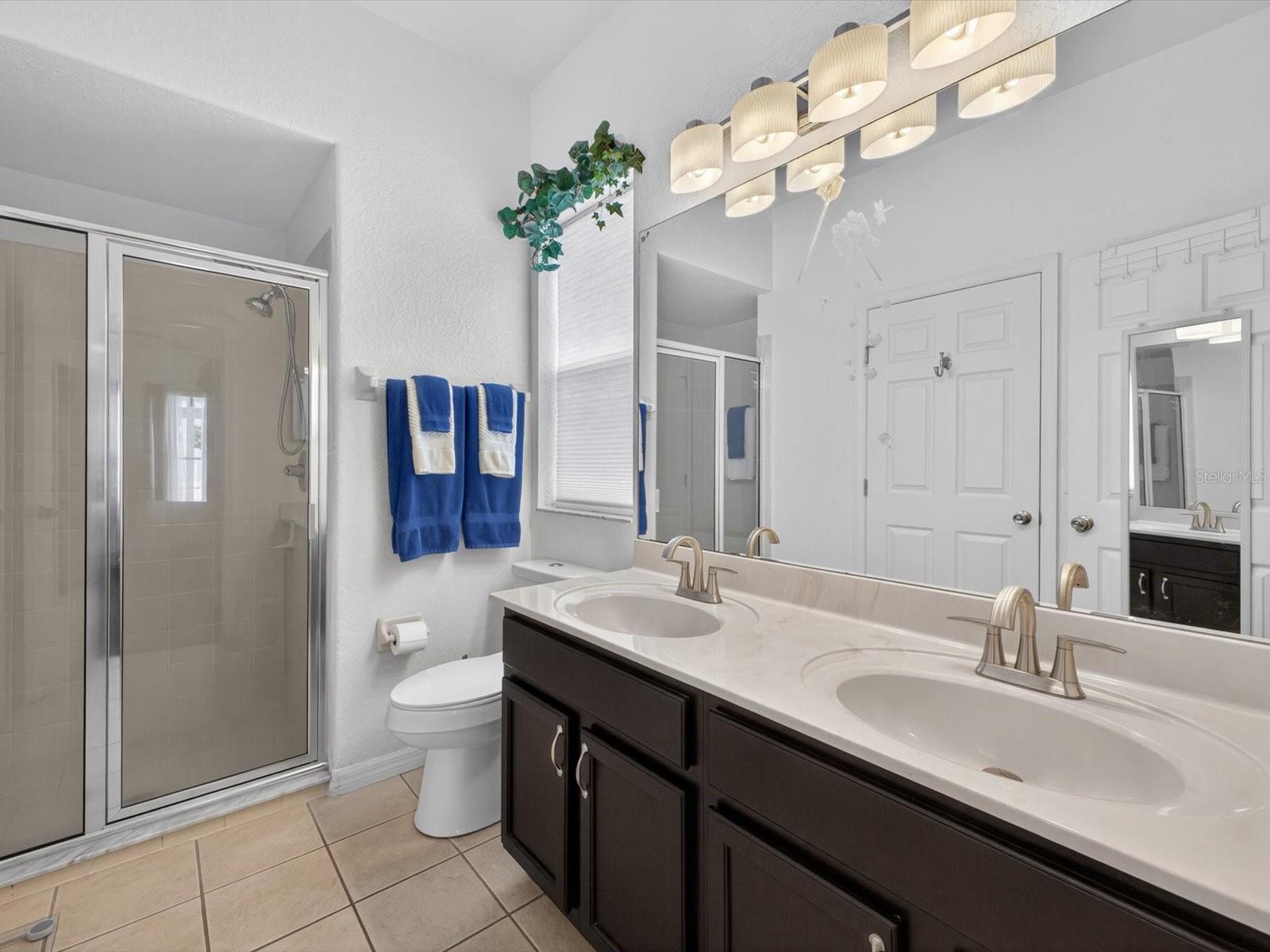 SAND HILL POINT - Residential