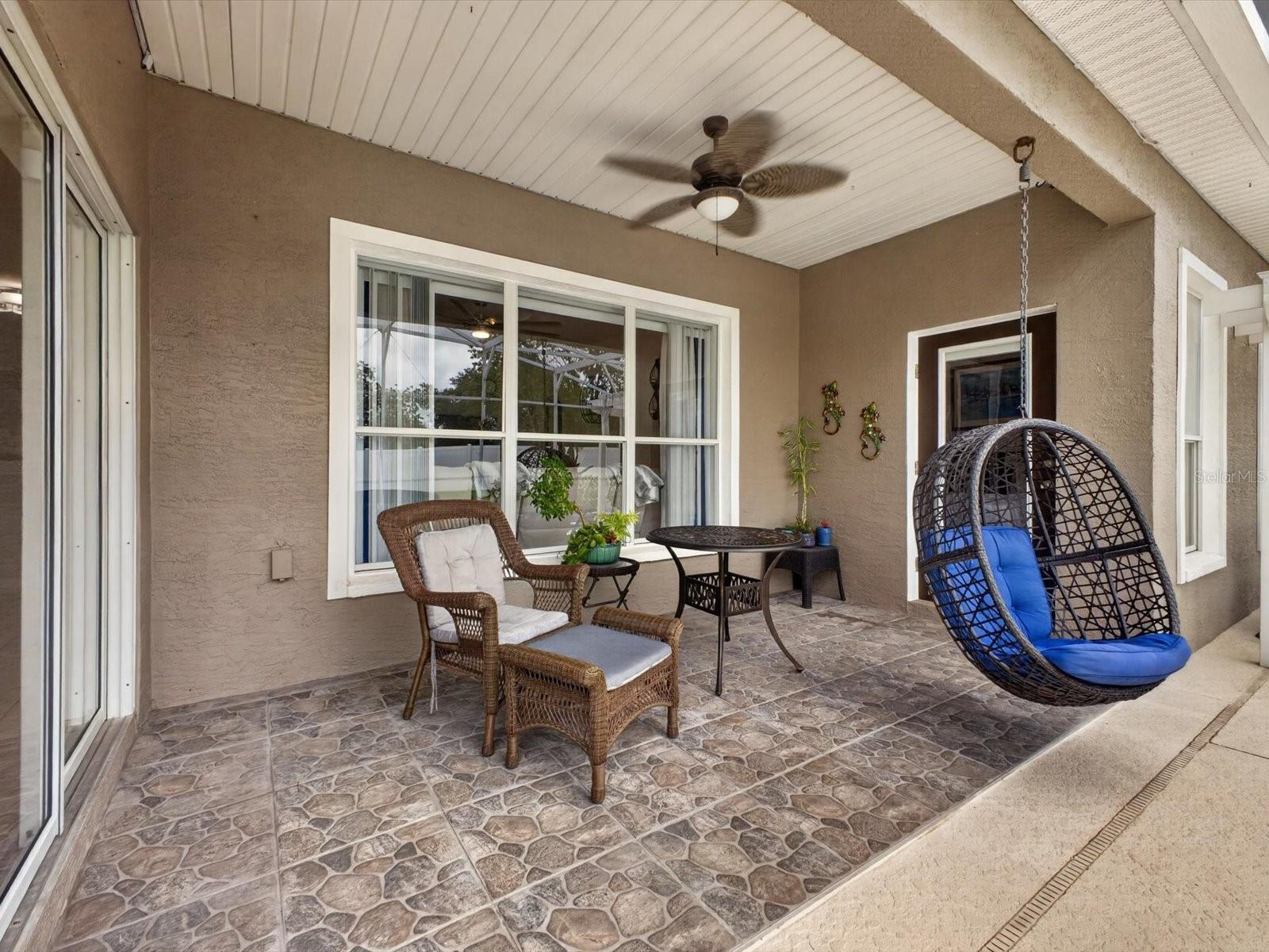 SAND HILL POINT - Residential