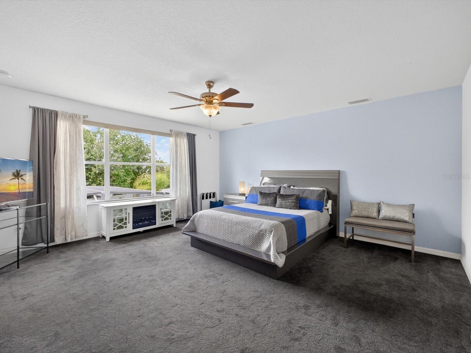 SAND HILL POINT - Residential