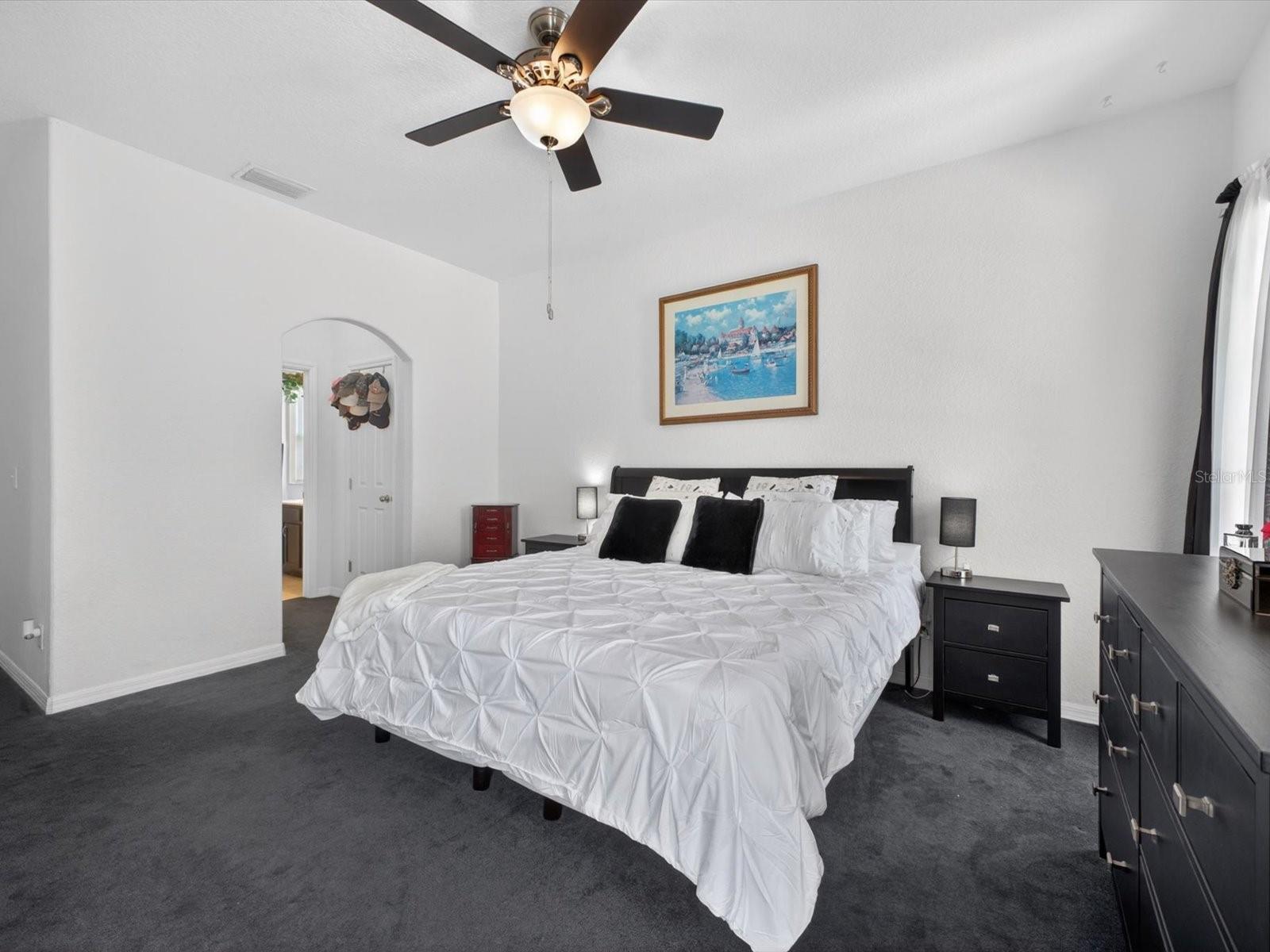 SAND HILL POINT - Residential