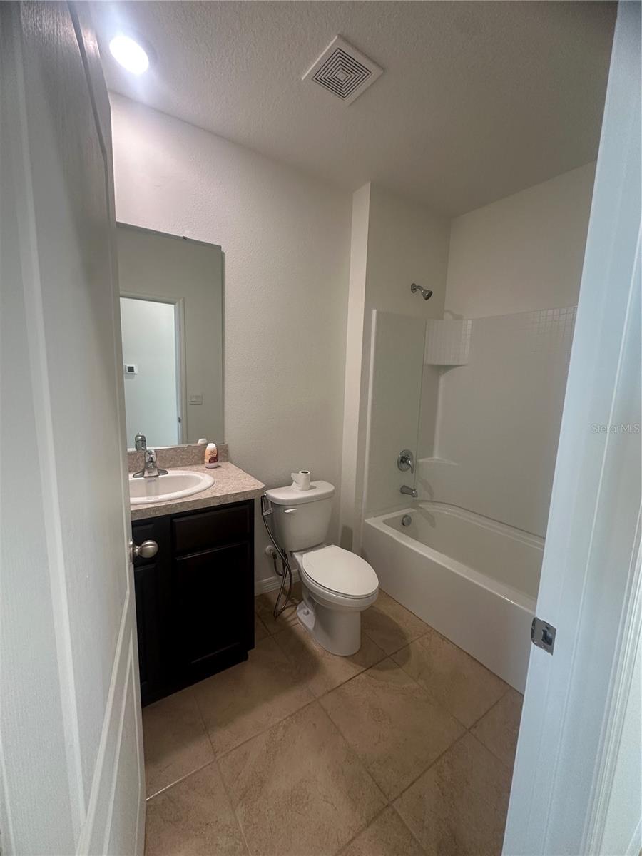 BELLA VITA PH 1B-2 & 2 - Residential Lease