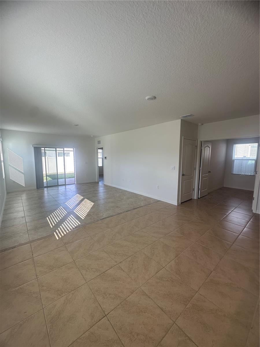 BELLA VITA PH 1B-2 & 2 - Residential Lease