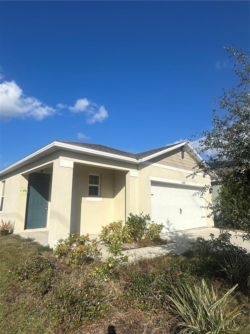 Photo of 1428 Berry Lane, Davenport, FL 33837 (MLS # O6371383)