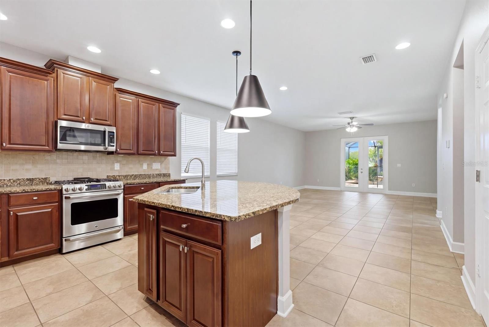 ARBOR RESERVE - Residential