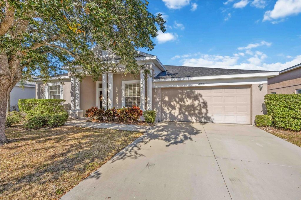 Photo of 4810 Bookelia Circle, Bradenton, FL 34203 (MLS # A4673076)